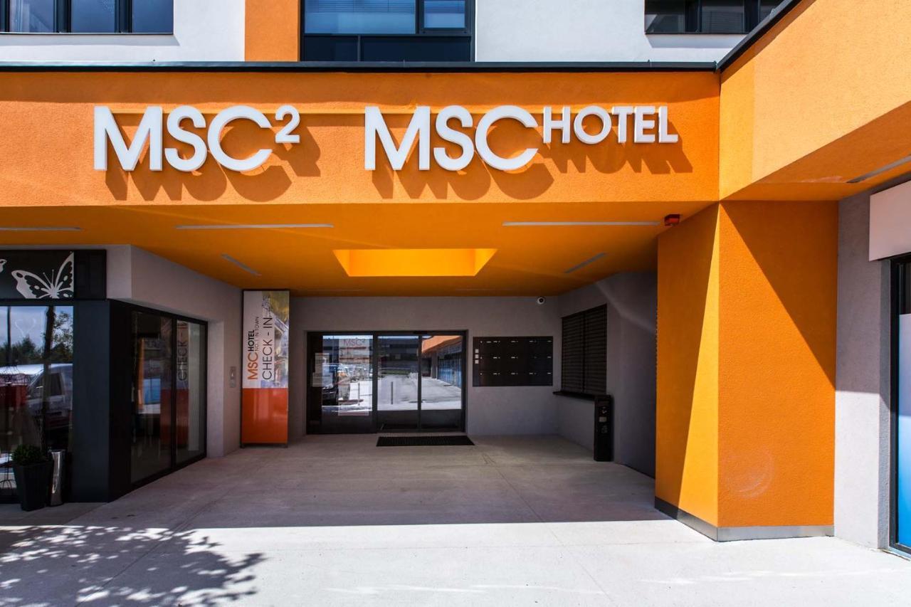 Msc Hotel Нойнкирхен Екстериор снимка